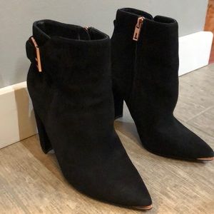 EUC Ted Baker Maryne Ankle Boots
